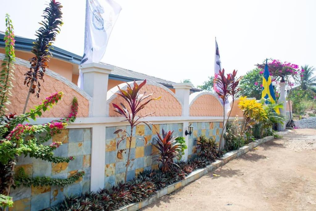 Nana Adu Guest House Koforidua المظهر الخارجي الصورة