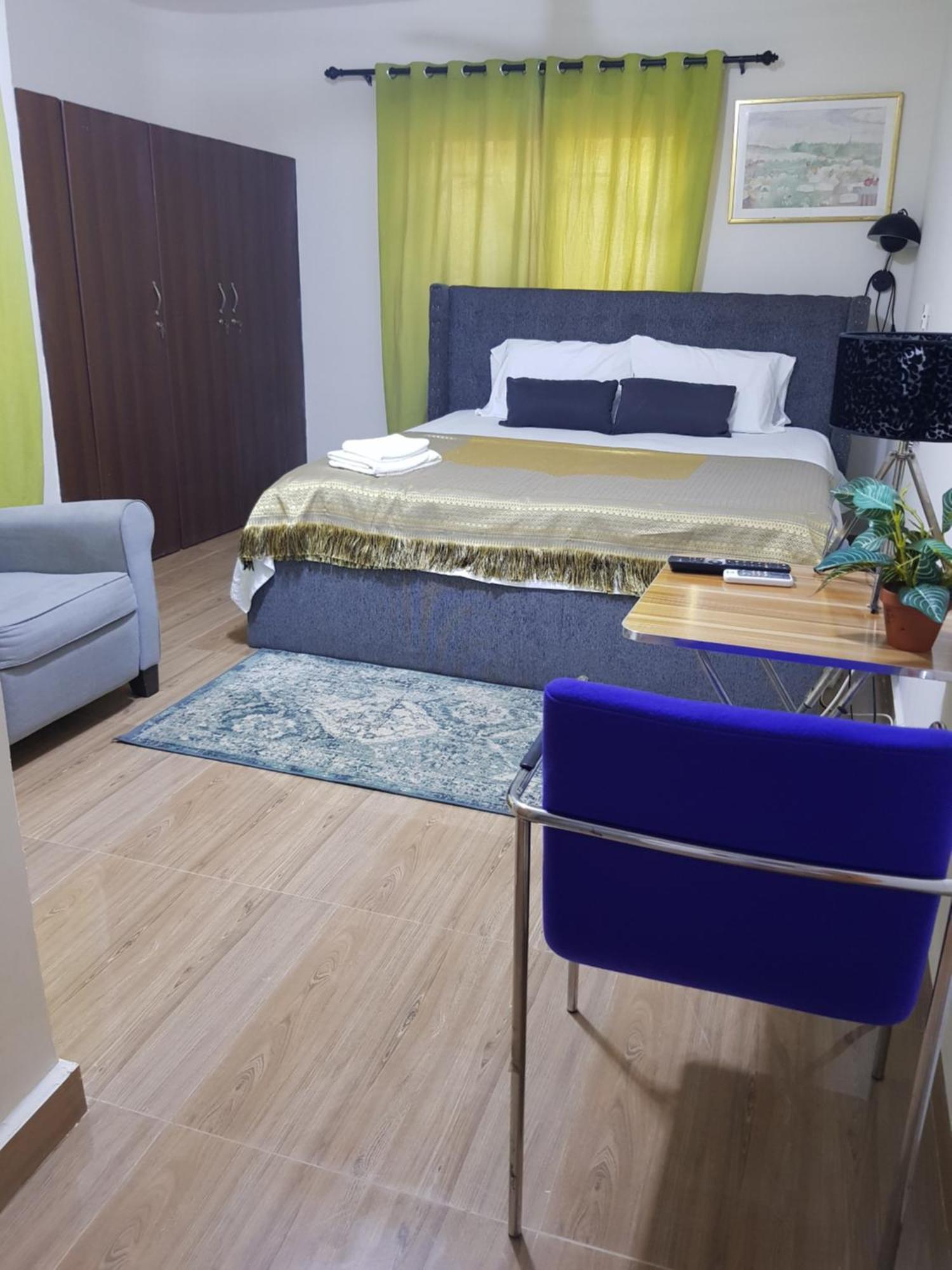 Nana Adu Guest House Koforidua المظهر الخارجي الصورة