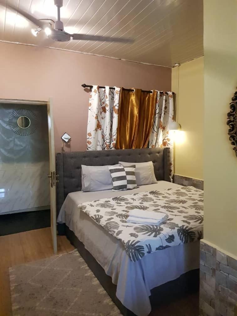 Nana Adu Guest House Koforidua المظهر الخارجي الصورة