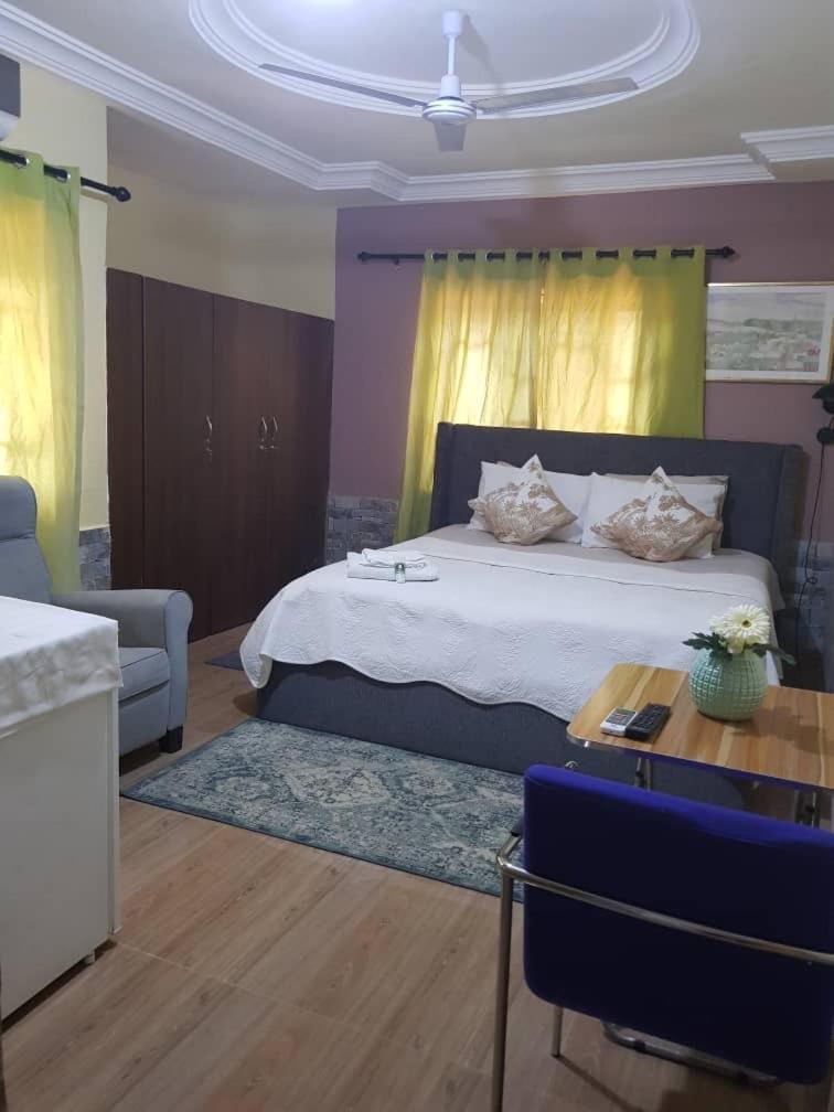 Nana Adu Guest House Koforidua المظهر الخارجي الصورة